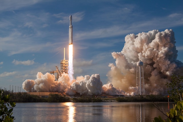 spacex-OHOU-5UVIYQ-unsplash